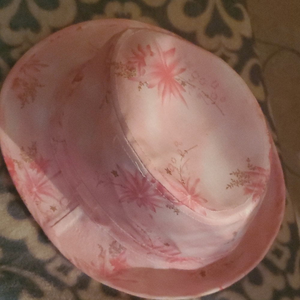 🔴Pink Fedora hat 👒NWT